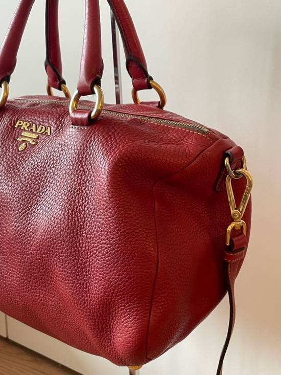 Prada Red Pebbled Leather Shoulder Bag with Gold Hardware - Picture 3 of 16